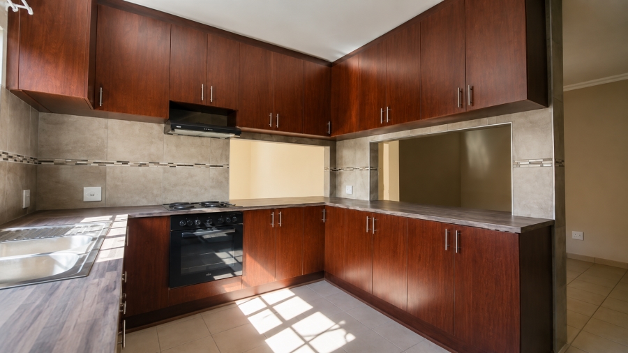To Let 3 Bedroom Property for Rent in Flamwood North West